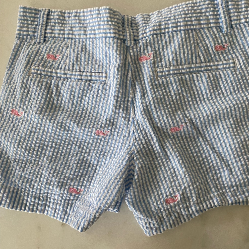 Vineyard Vines girls blue & white striped shorts w/ whales size 10